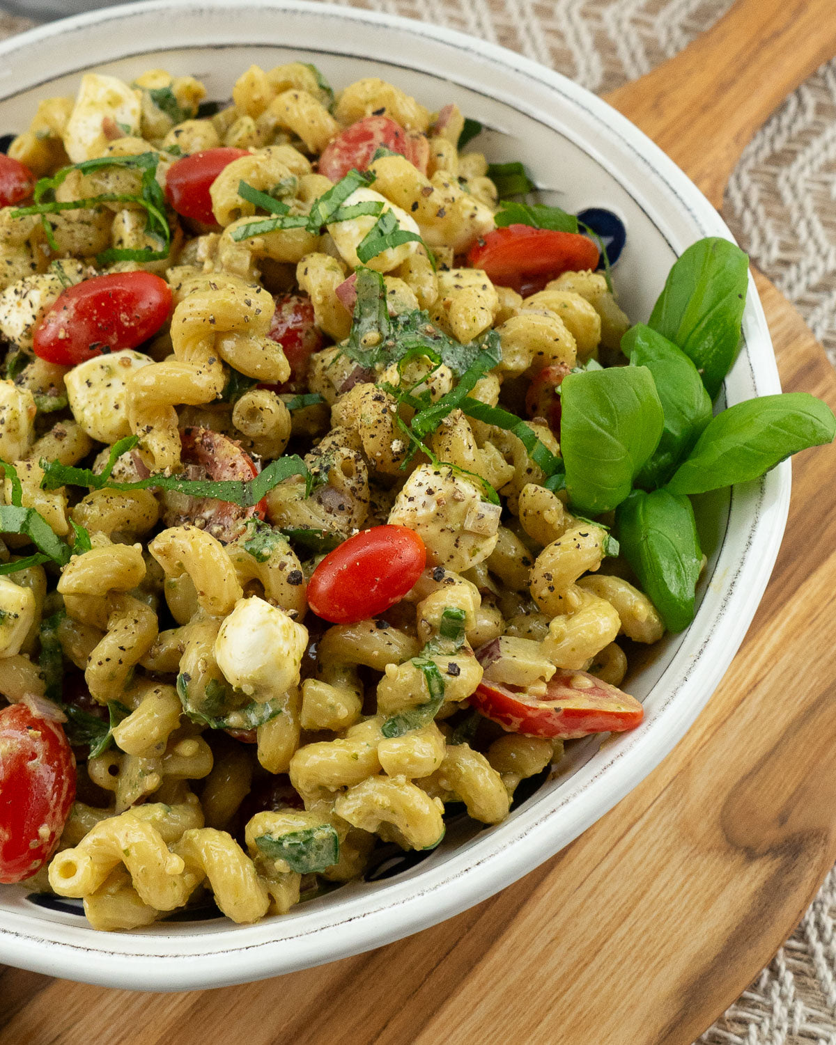 Spicy Pesto Elbow Pasta